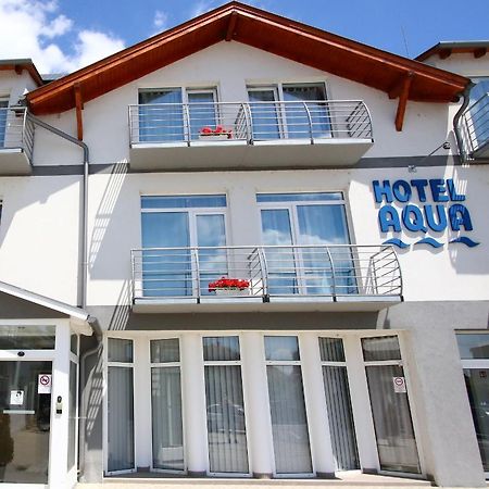 Komárom Hotel Aqua מראה חיצוני תמונה