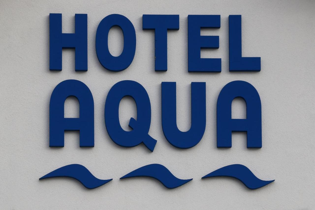 Komárom Hotel Aqua מראה חיצוני תמונה