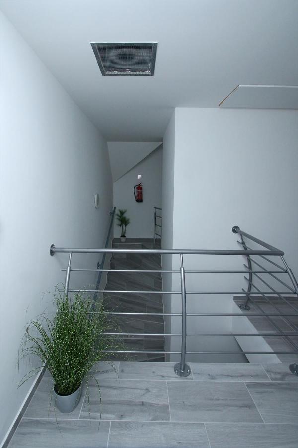 Komárom Hotel Aqua מראה חיצוני תמונה